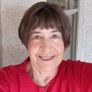 Meet your Posher, Dottie